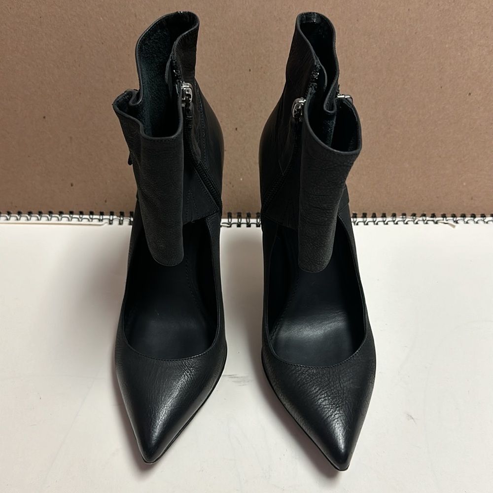 Vera Wang Leather Stiletto Heels